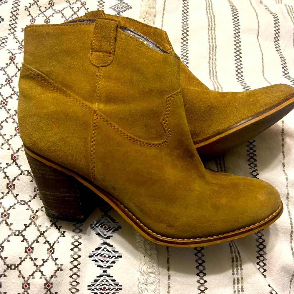 Matisse tan leather western bootie